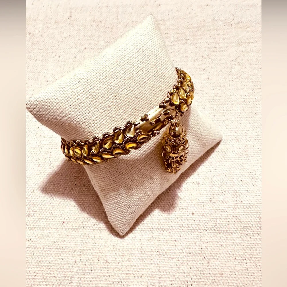 Vintage | Bracelet | Indian Kundan Tassel Bracelet | Gold Metal